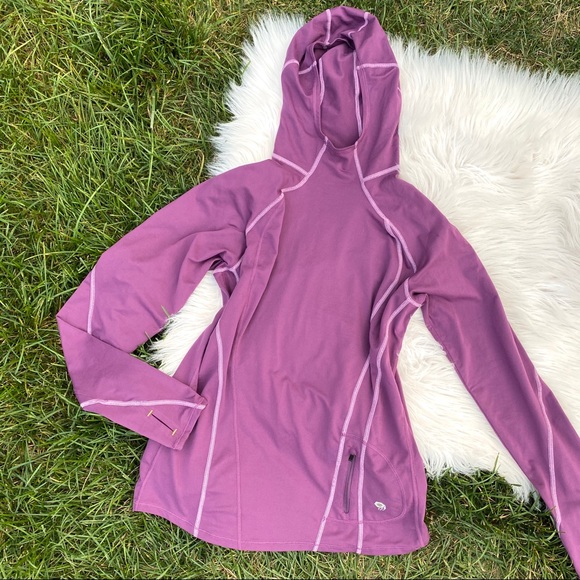 Mountain Hardwear Tops - Mountain hardwear cold gear turtle hoodie